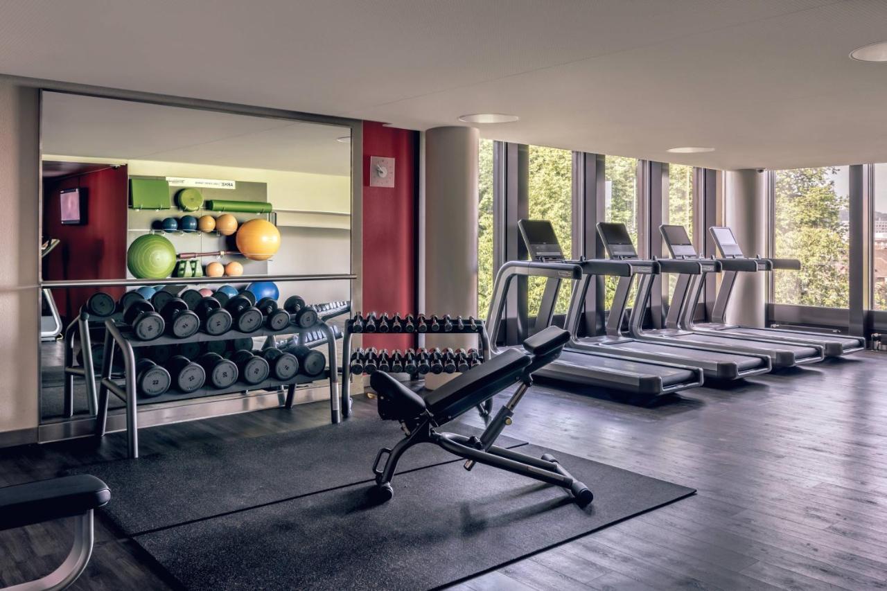 Zurich Marriott Hotel Ngoại thất bức ảnh The gym at the hotel