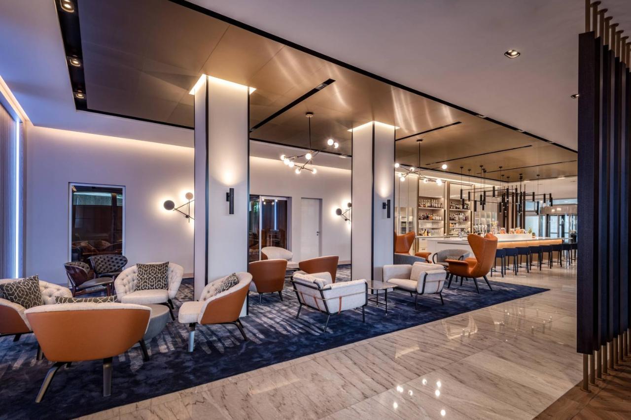 Zurich Marriott Hotel Ngoại thất bức ảnh The lounge at the airport