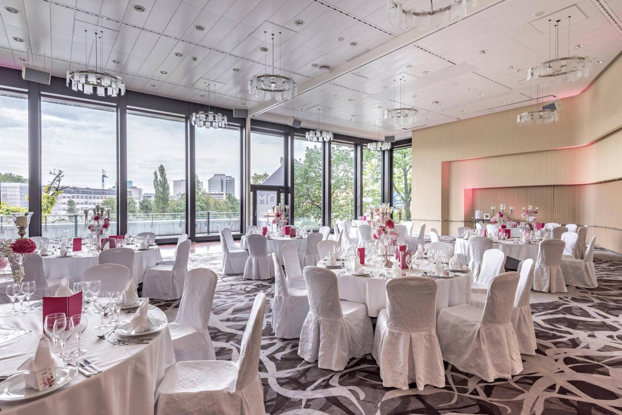 Zurich Marriott Hotel Ngoại thất bức ảnh The River Suite