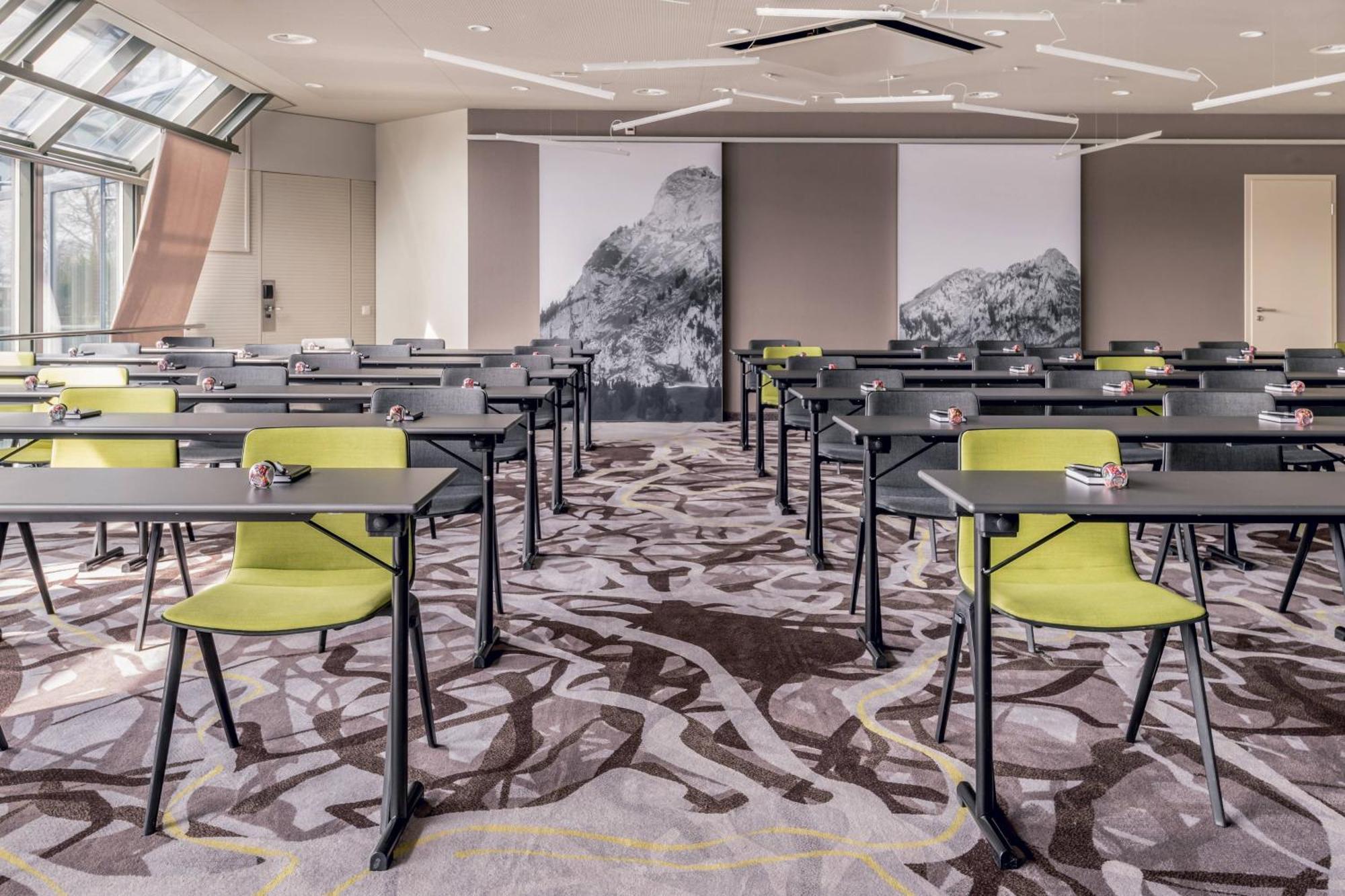 Zurich Marriott Hotel Ngoại thất bức ảnh Meeting room